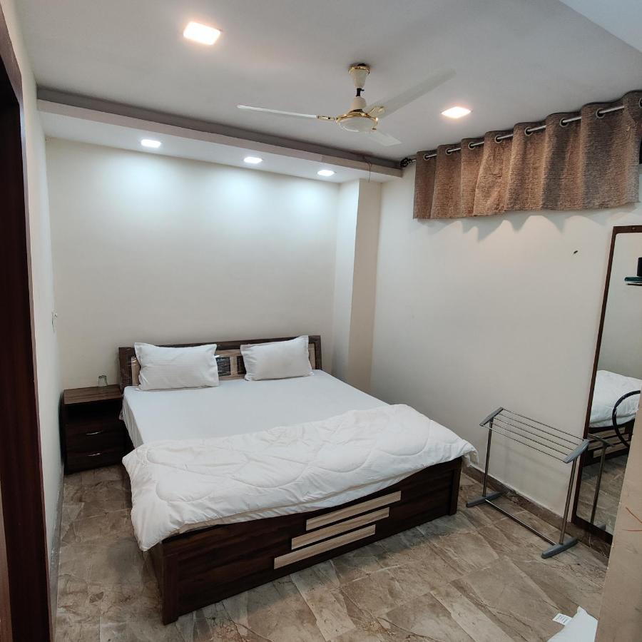 Hotel Shreeji Residency Pachmarhī Екстериор снимка