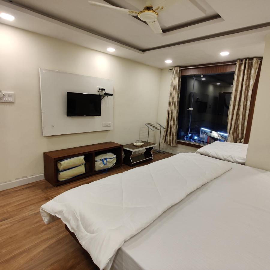 Hotel Shreeji Residency Pachmarhī Екстериор снимка